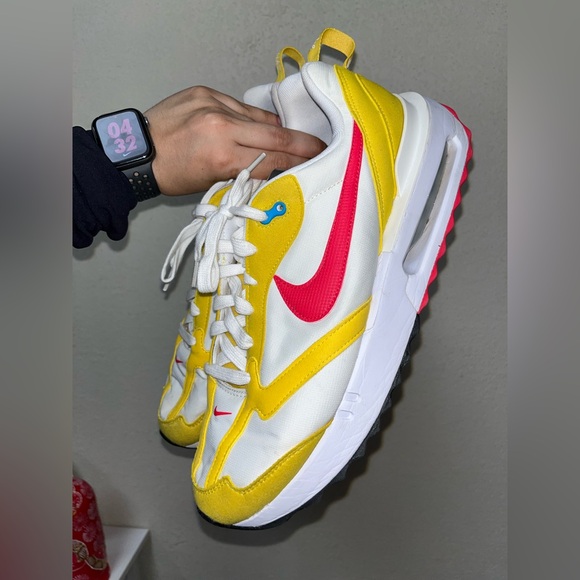 Nike Air Max Excee Yellow/White with Red Swoosh – Men’s Size 13 - Picture 1 of 12